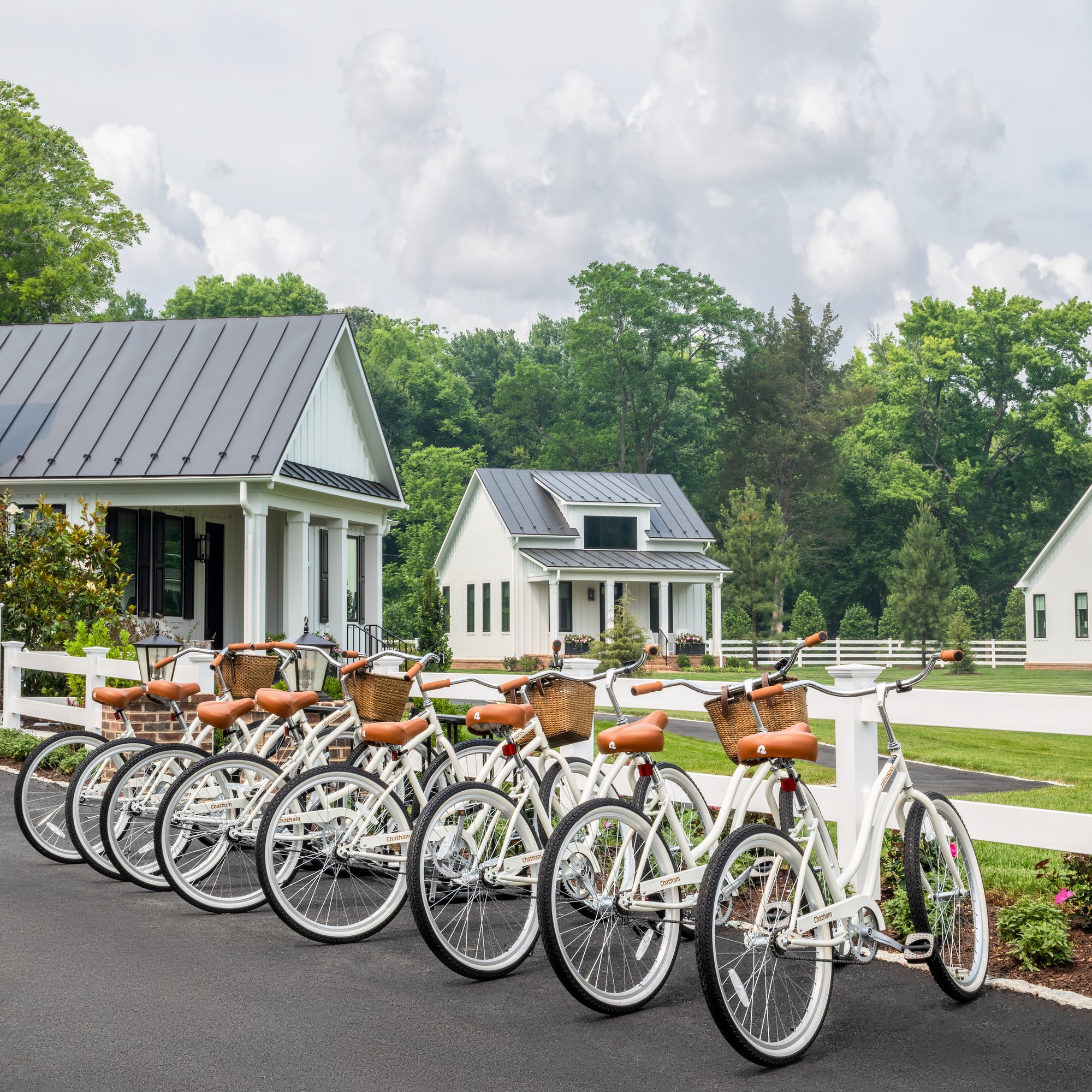 Guest Cottages at The Oaks