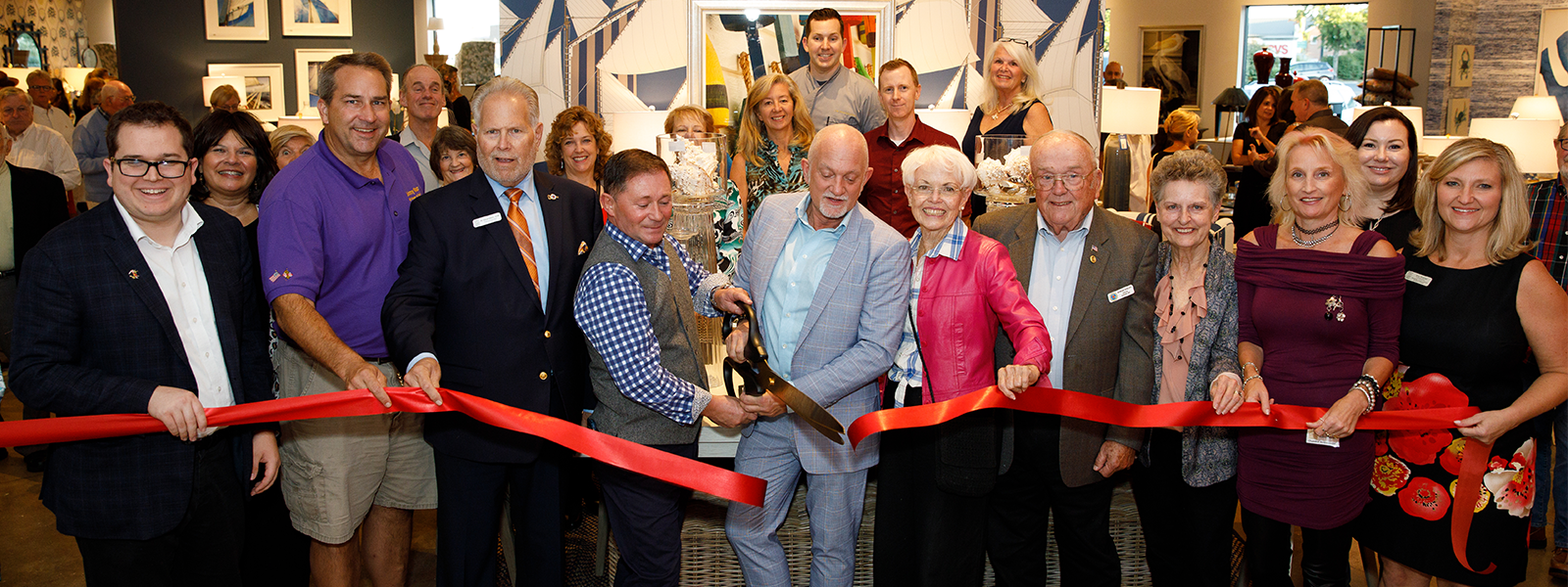 Jamie Merida with staff and supporters at the Talbot Chamber of Commerce ribbon cutting for the new Bountiful locaiton